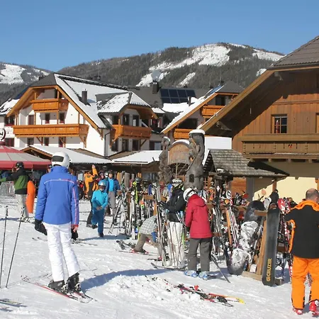 Hotel Holiday Home In Salzburg Lungau Near The Ski Slope Sankt Margarethen im Lungau